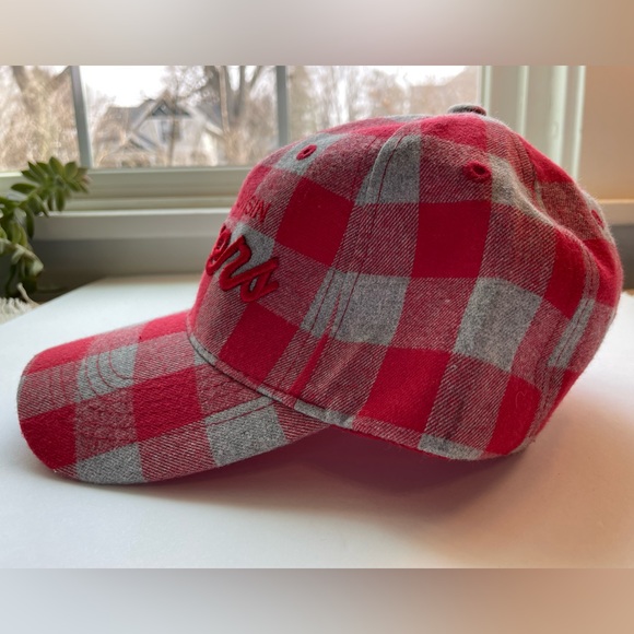 Wisconsin Badger red plaid embroidered hat. - Picture 6 of 6